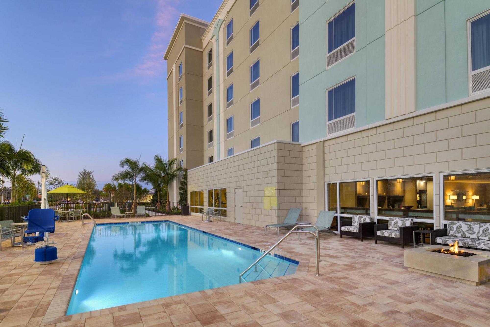 Towneplace Suites By Marriott Naples Vineyards Buitenkant foto